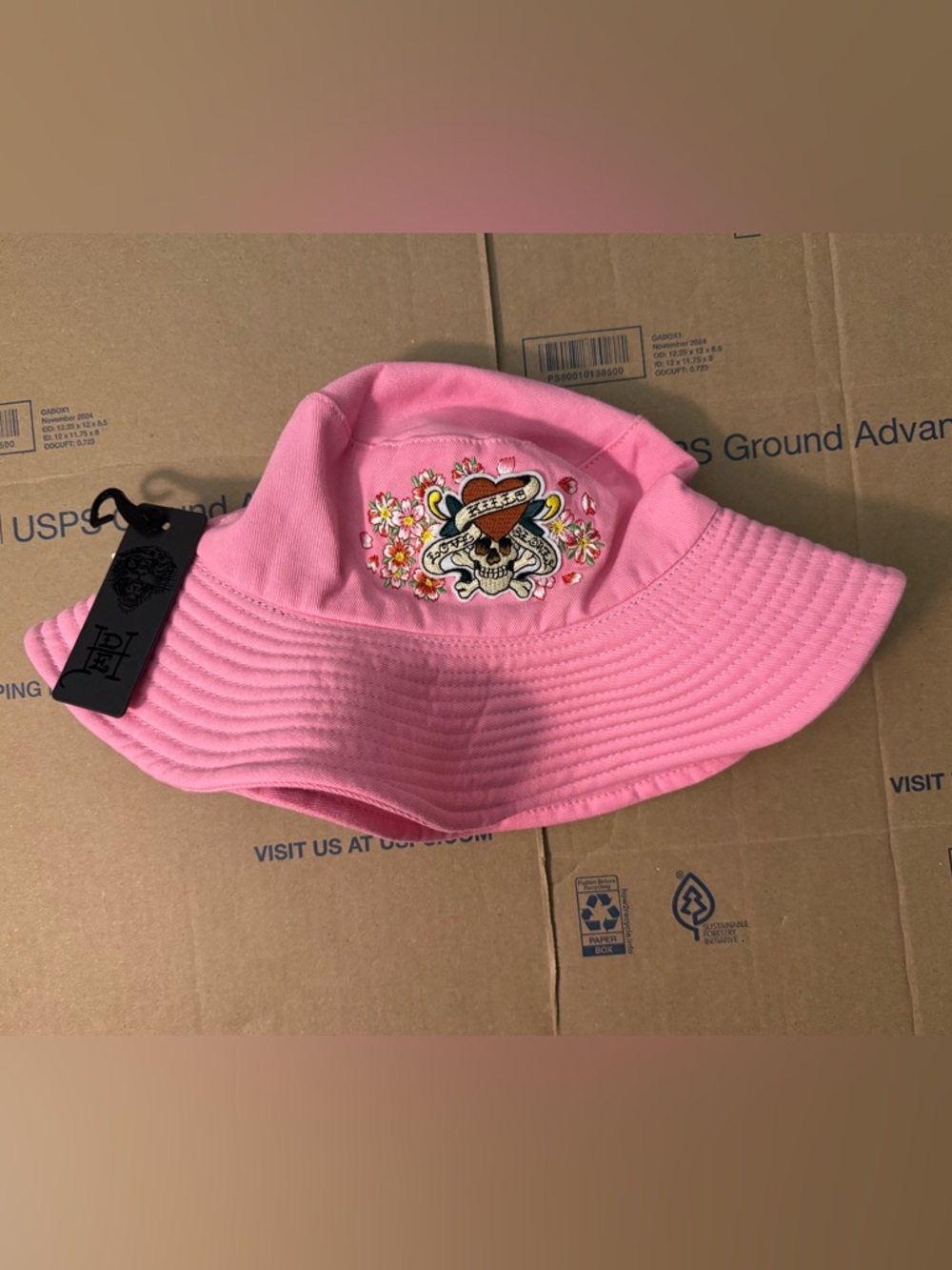 Ed Hardy Pink Bucket Hat Skull Heart Floral Y2K Tattoo Sun Hat Preppy Rock NWT